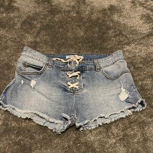 Billabong jean shorts!